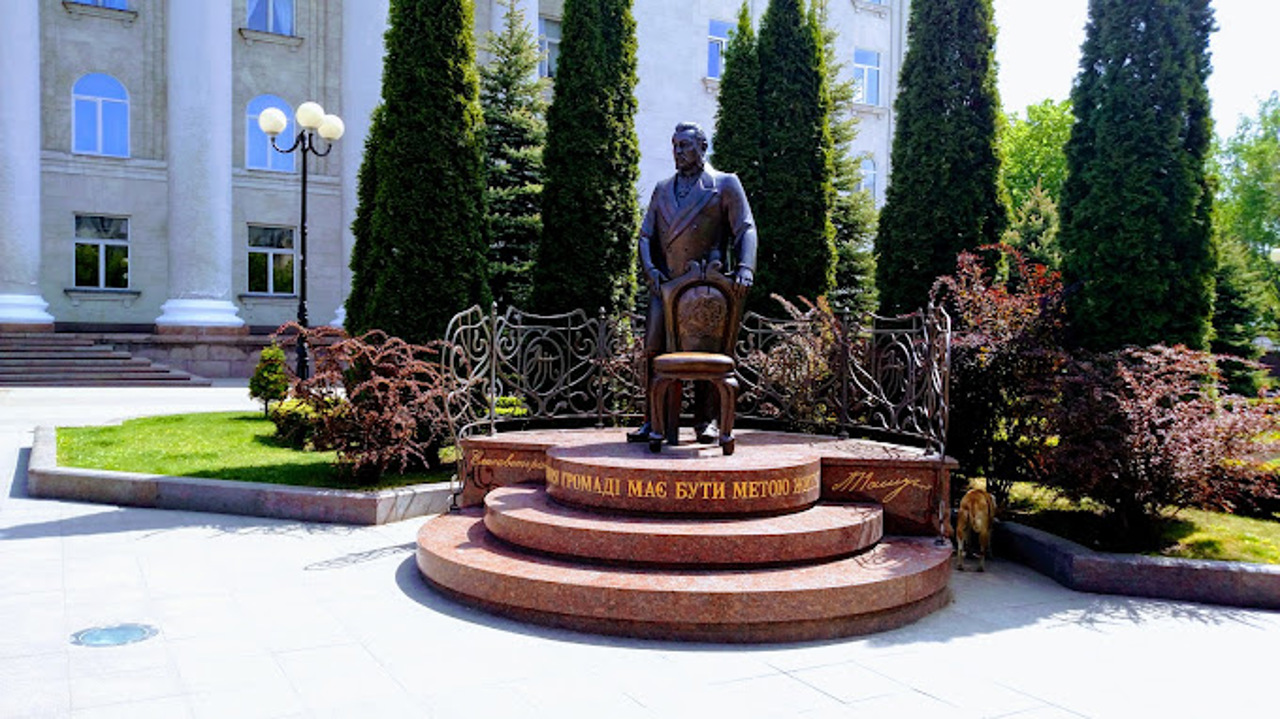 Pashutin Monument, Kropyvnytskyi