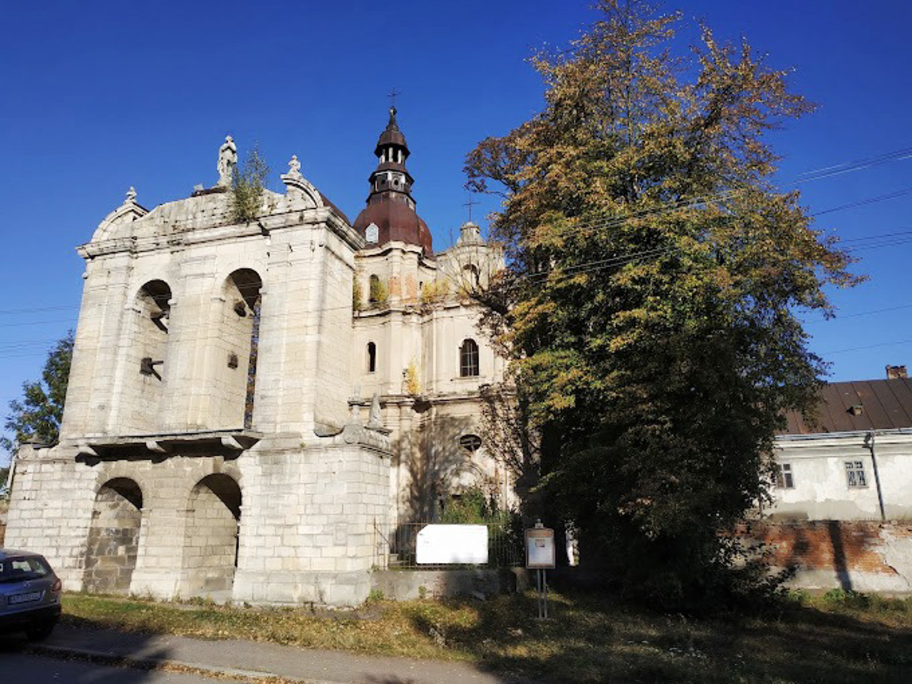 Бернардинський монастир, Гвіздець