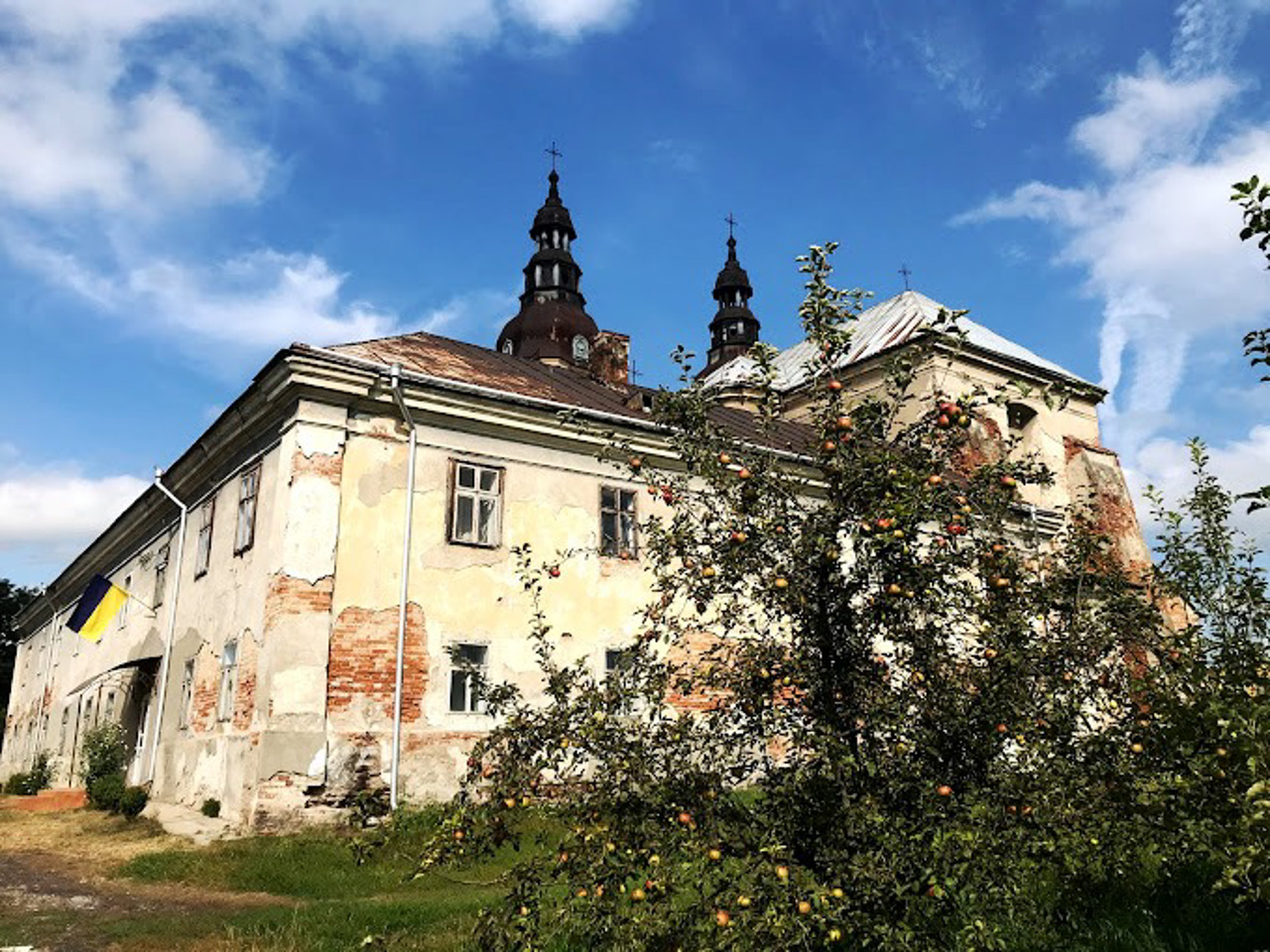 Бернардинський монастир, Гвіздець