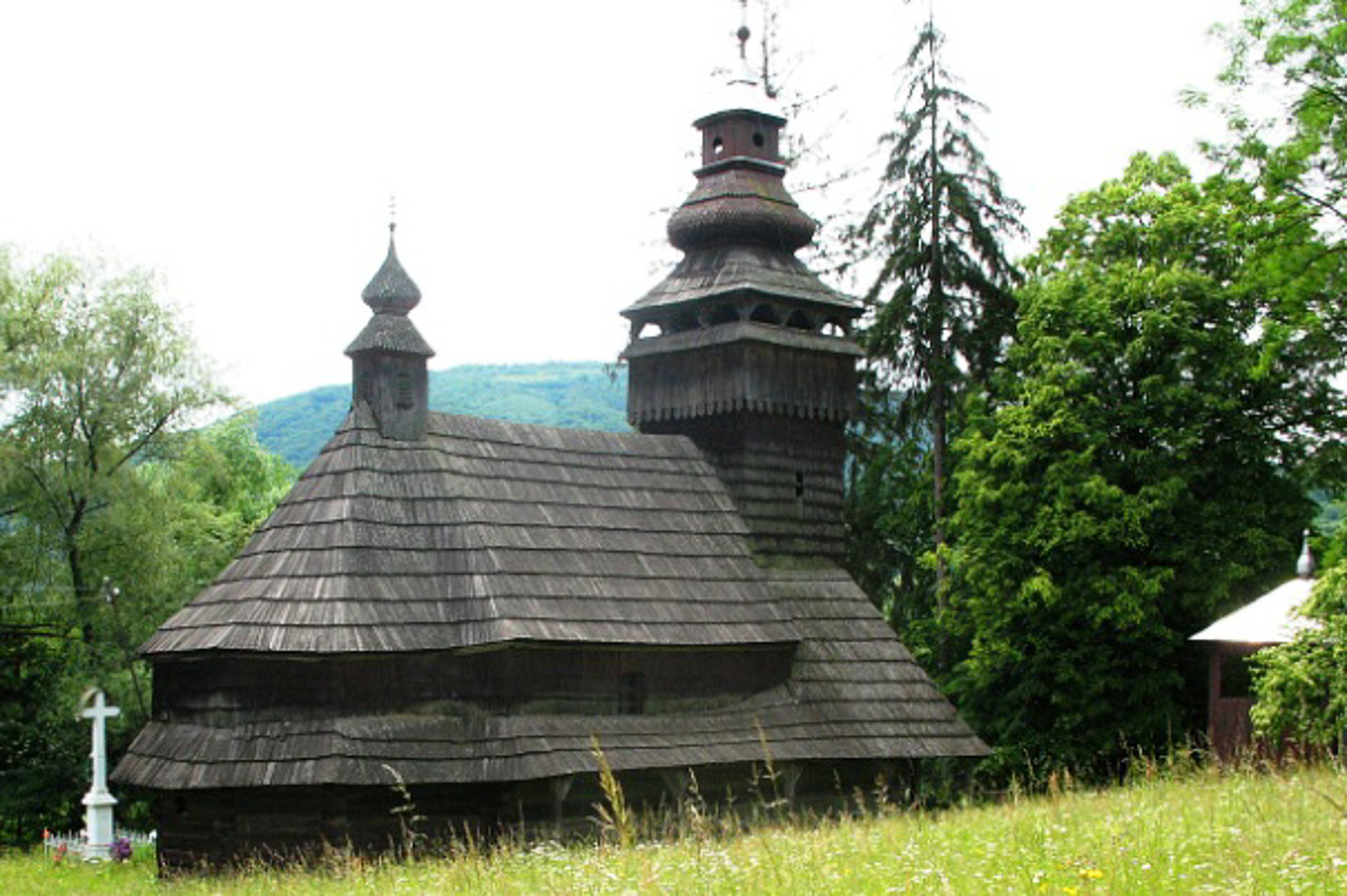 Saint Nicholas Church, Chornoholova