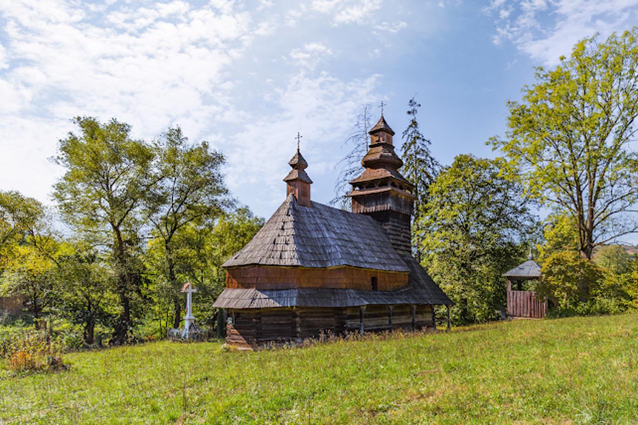 Saint Nicholas Church, Chornoholova