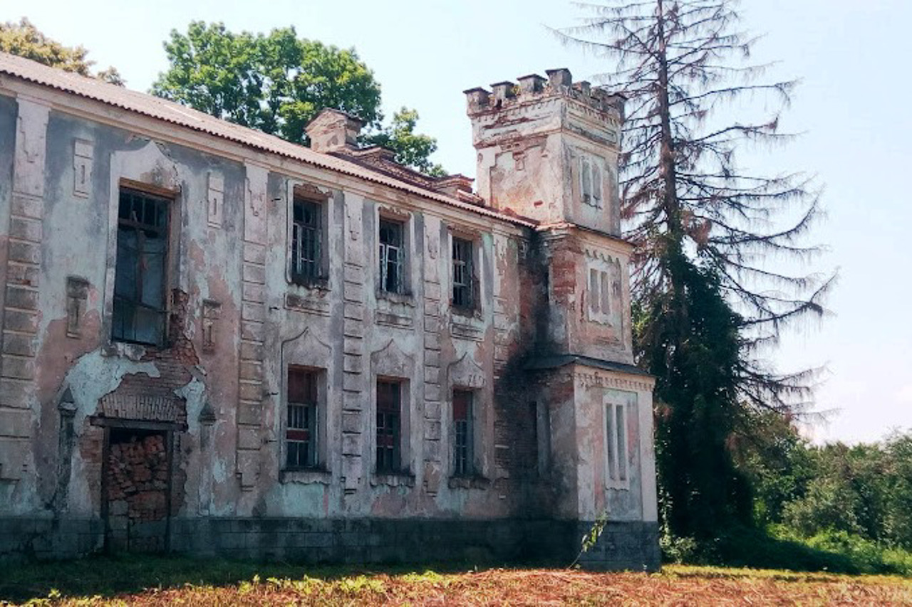 Novytsky Palace, Slobidka-Shelekhivska