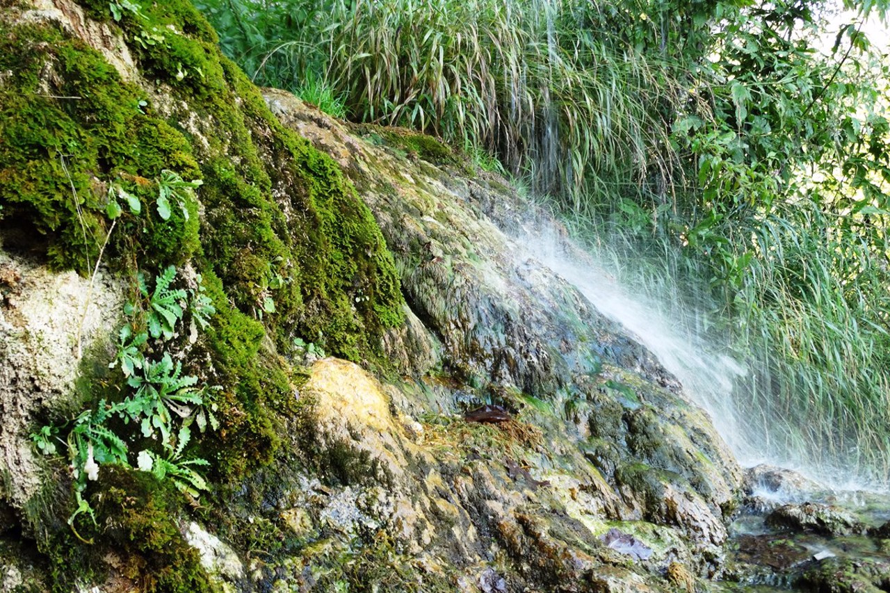 Waterfall "Maiden's Tears" (Hermit's Сave), Nyrkiv