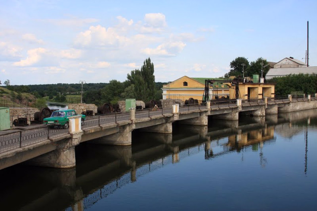 Стеблевская ГЭС, Стеблев