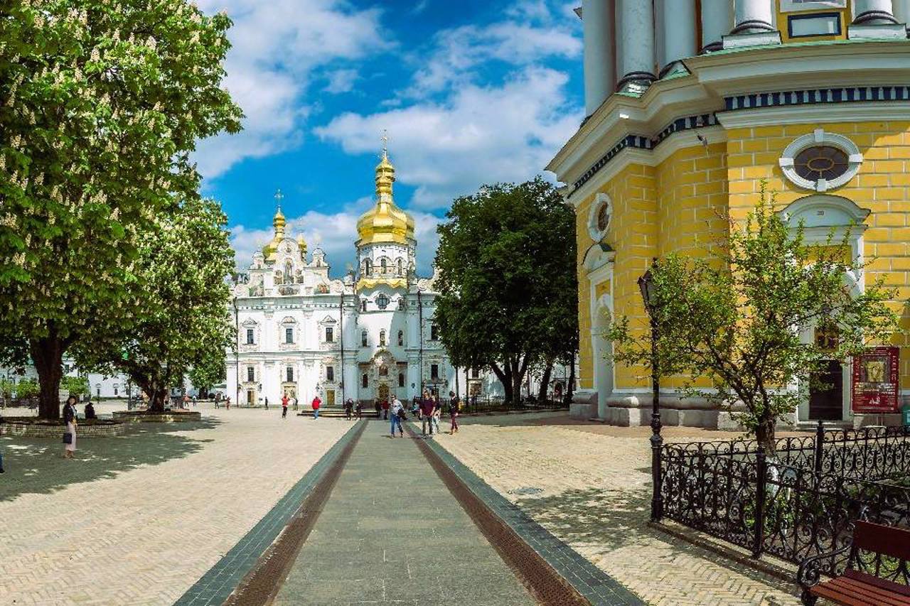 Киево-Печерская лавра, Киев