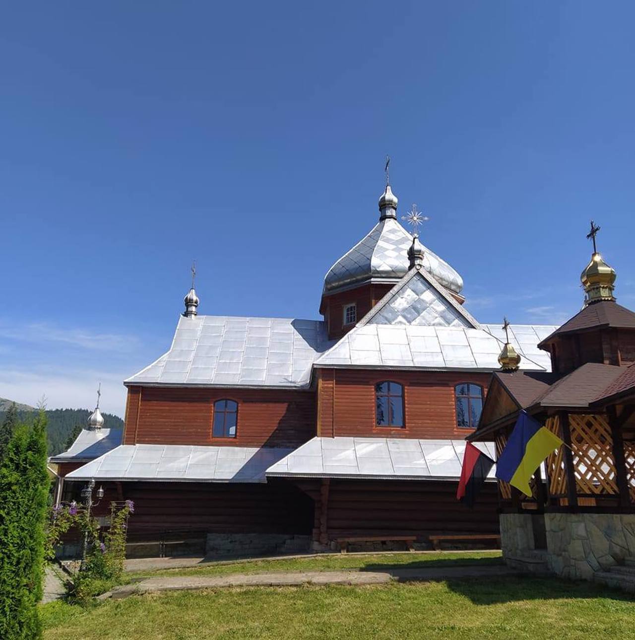 Церковь Успения Пресвятой Богородицы, Яблоница