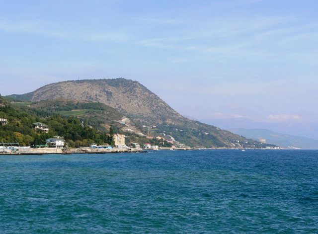 Гора Кастель, Алушта