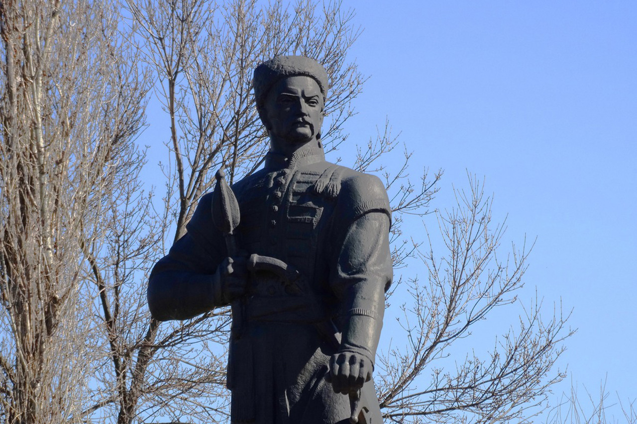 Пам'ятник Максиму Залізняку, Медведівка