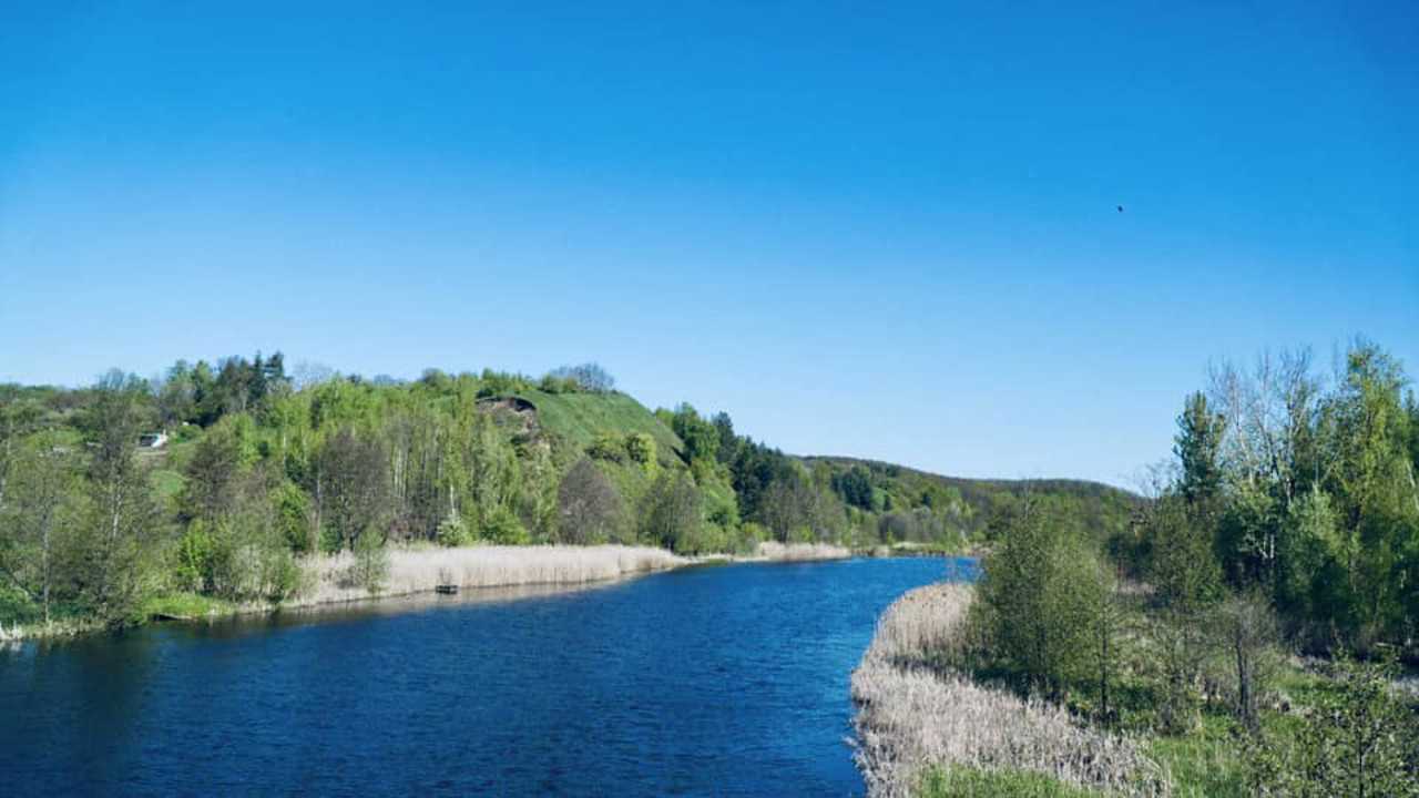 Городище "Замок", Куземин
