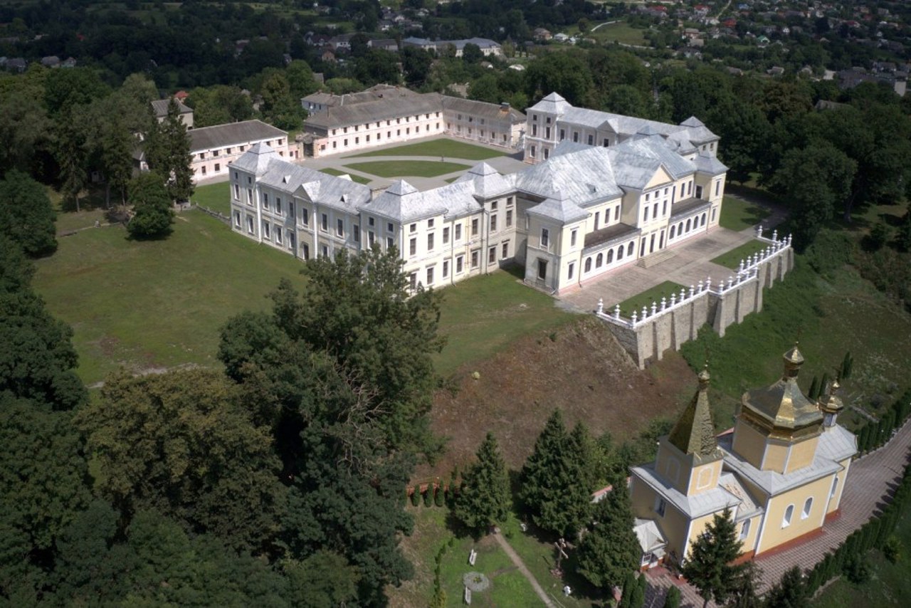 Заповедник "Замки Тернопольщины", Вишневецкий дворец