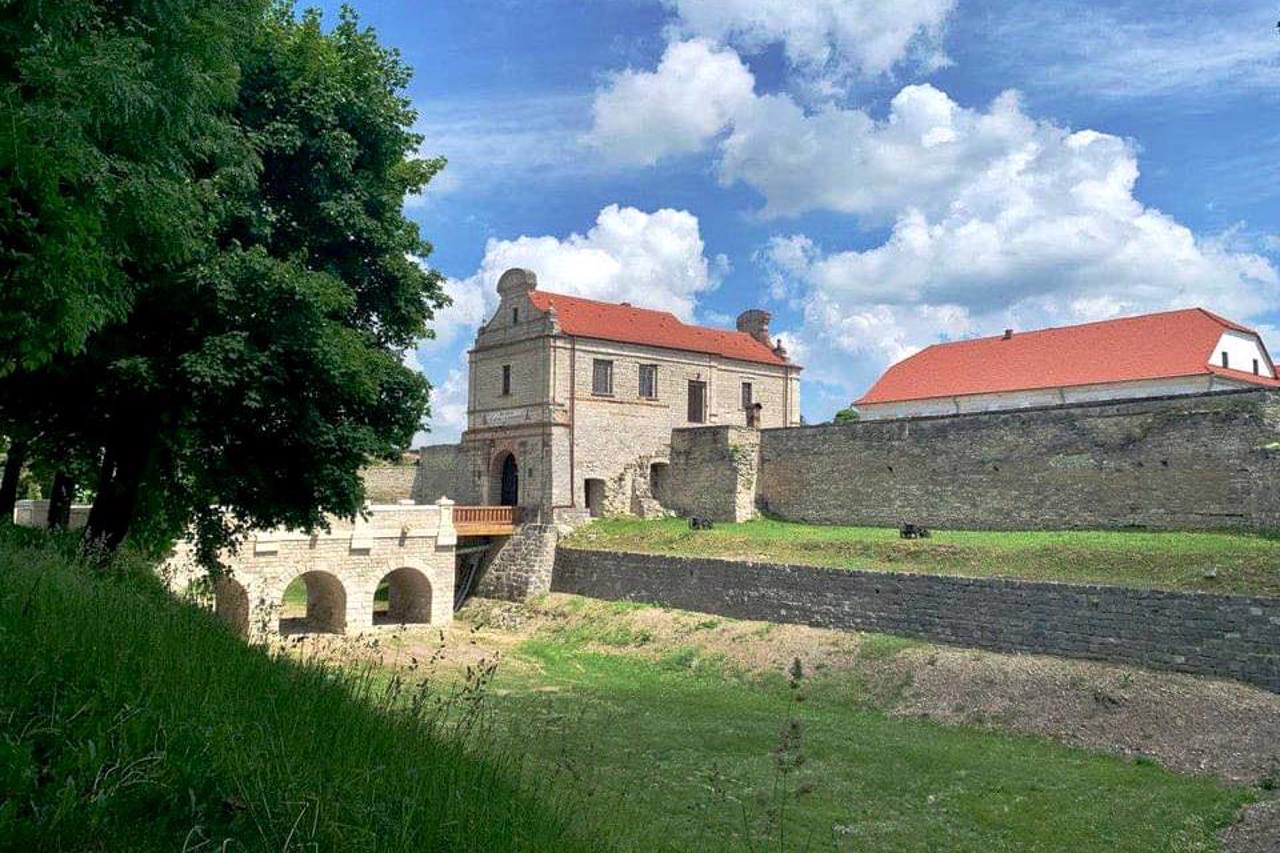Заповедник "Замки Тернопольщины", Збаражский замок