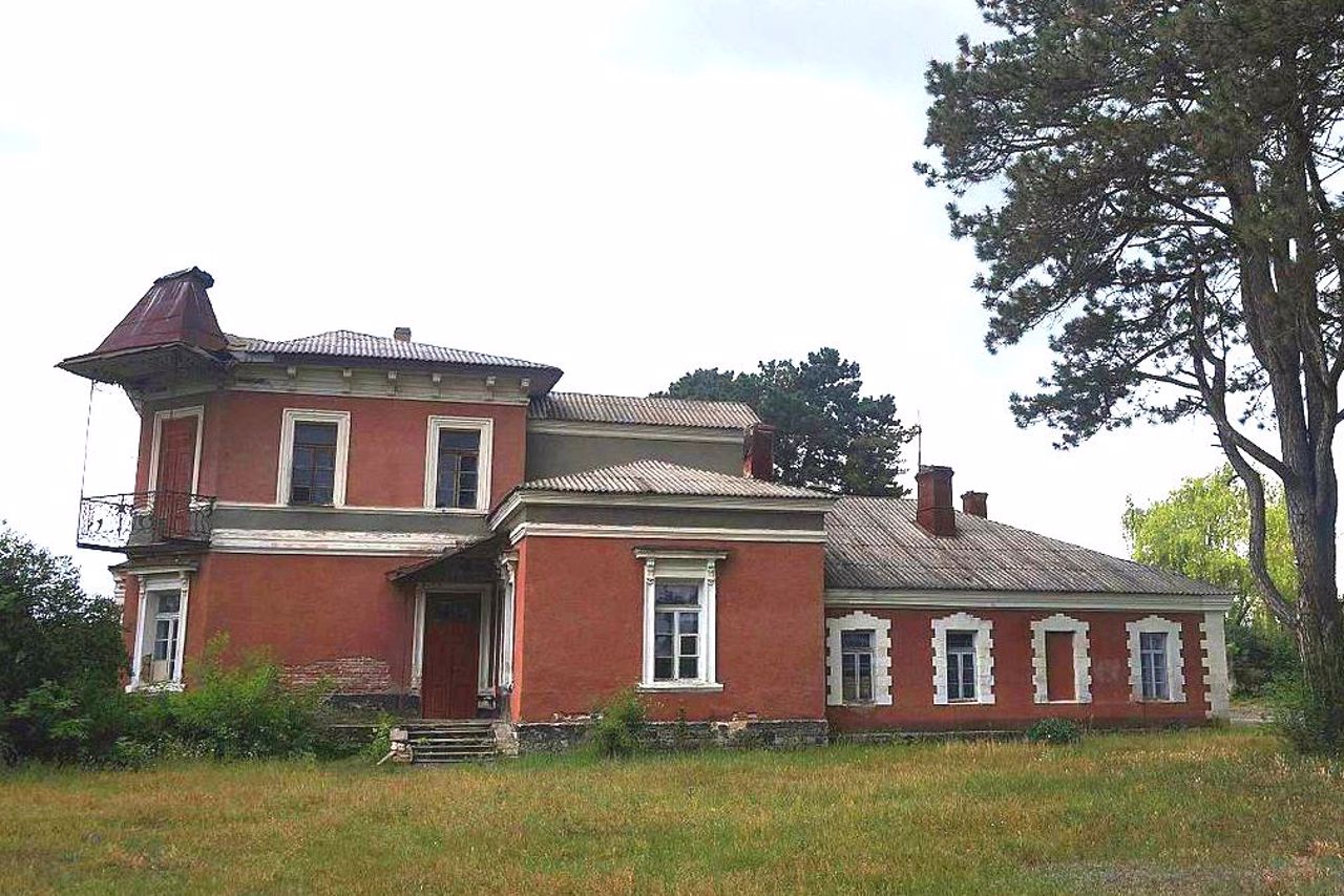 Kharzhevsky Palace, Hrynchuk