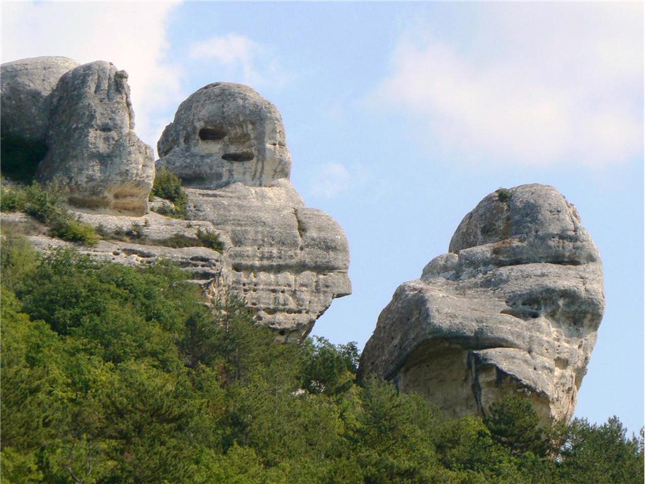 Долина сфінксів, Красний Мак