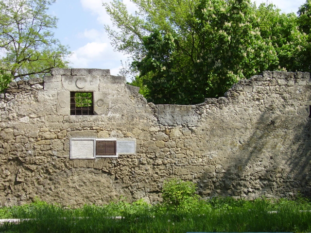 Tash-Khan Caravanserai, Bilohirsk