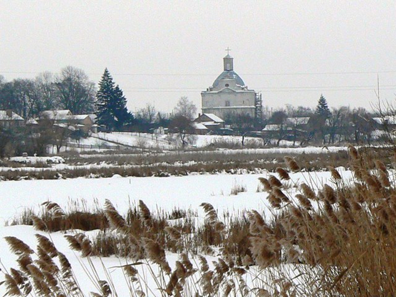 St. Michael and Dominic Church, Liubar