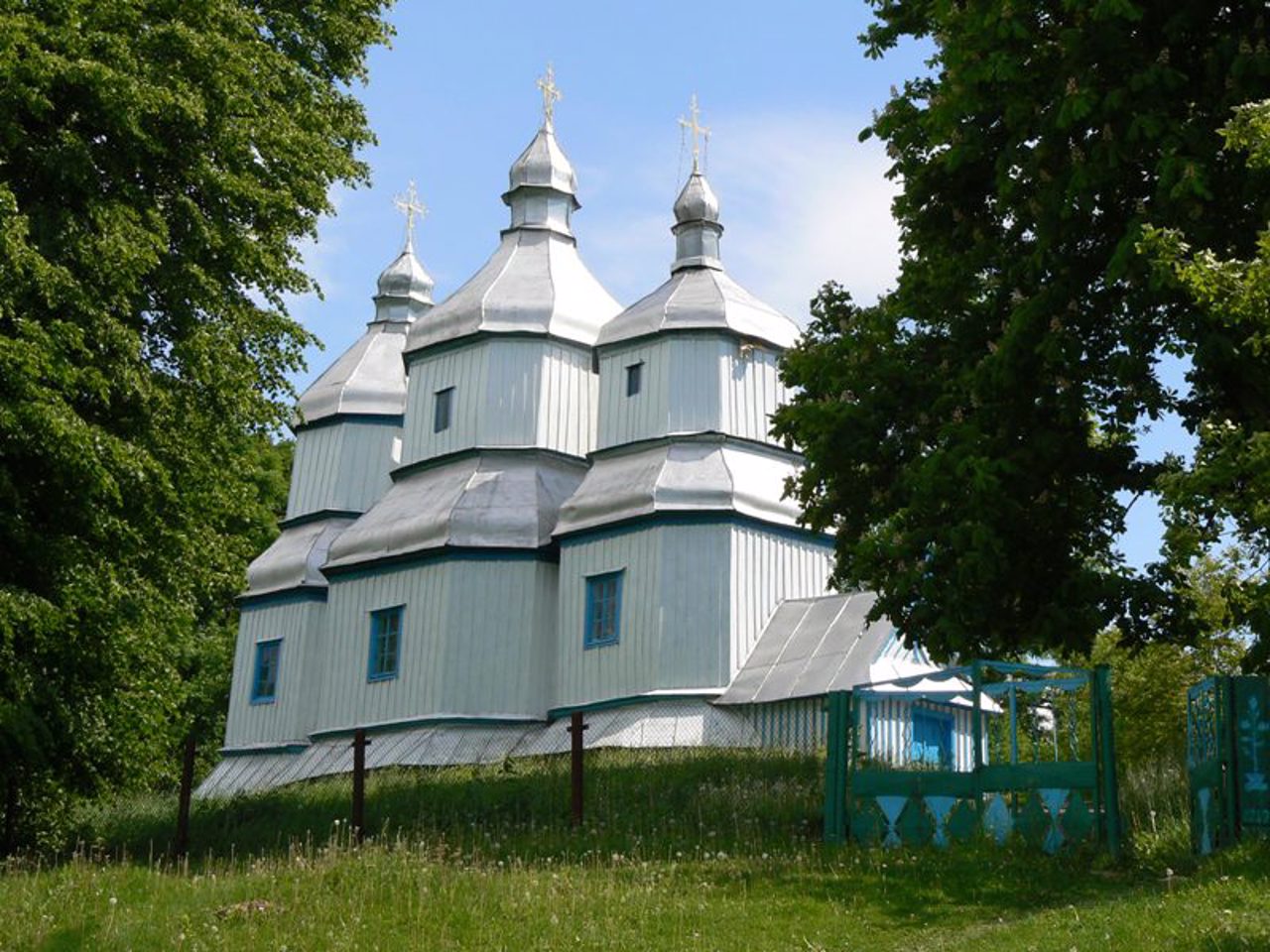 St. Michael's Church, Voronovytsia