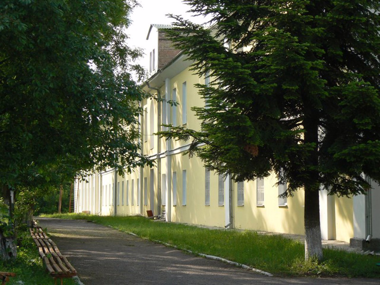 Yaroshynsky Palace, Tyvriv