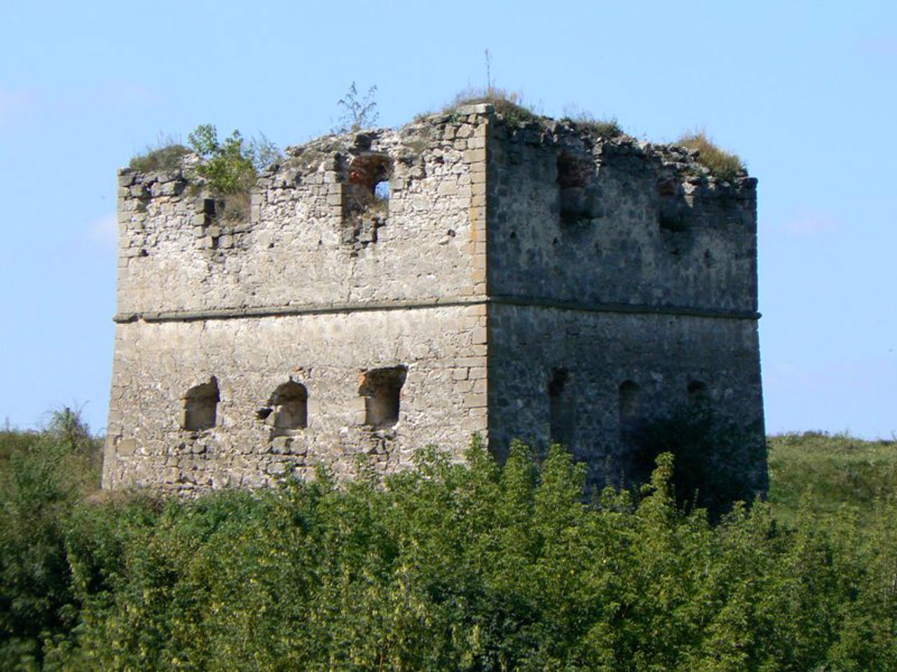 Sutkivtsi Castle