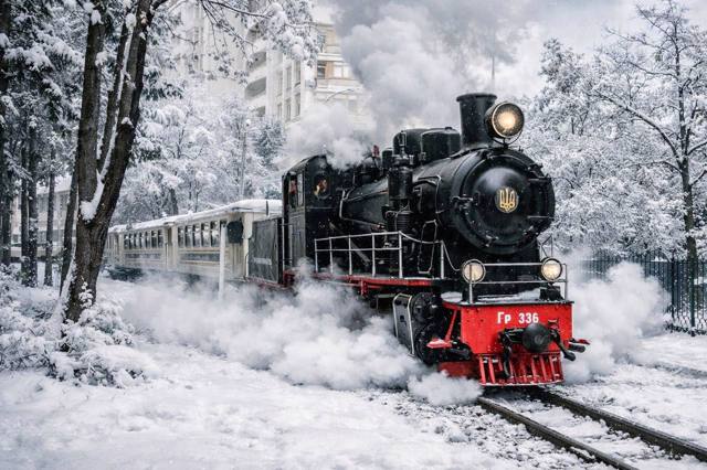 Київська дитяча залізниця перейшла на цілорічний режим роботи